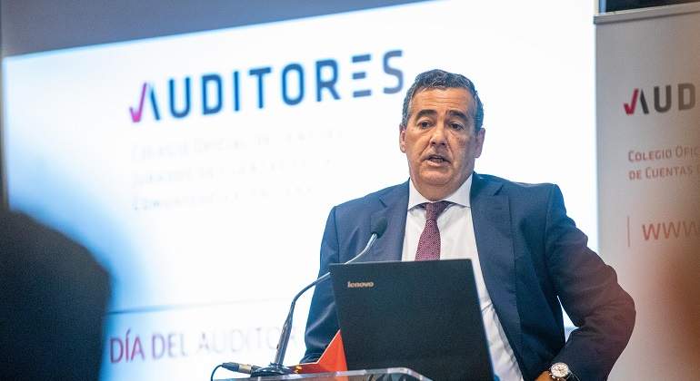 Rafael-Nava-presidente-del-Colegio-Auditores_2019.jpg