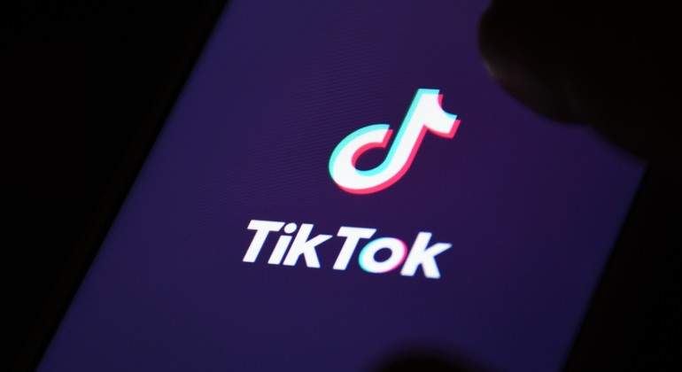 TIKTOK.jpg