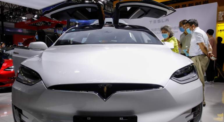 tesla-modelx-efe.jpg