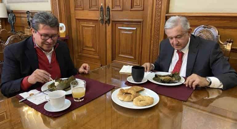amlo-ricardo-monreal.jpg