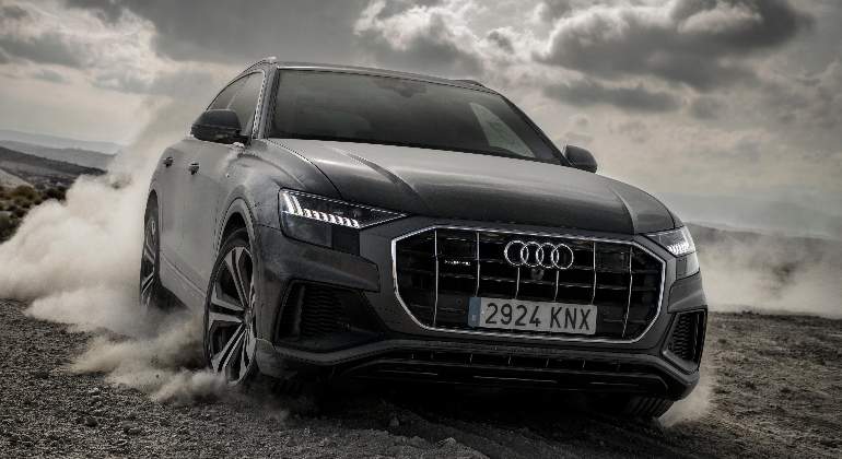 audi-q8-2018-1-p.jpg