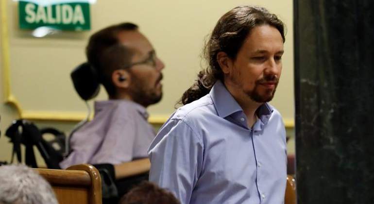 echenique-iglesias-investidura-efe.jpg