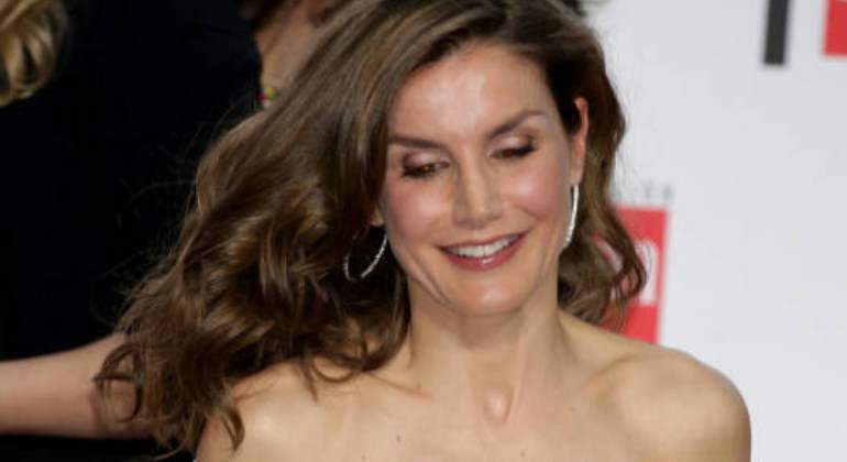 letizia-hombros-barco-770-1234.jpg