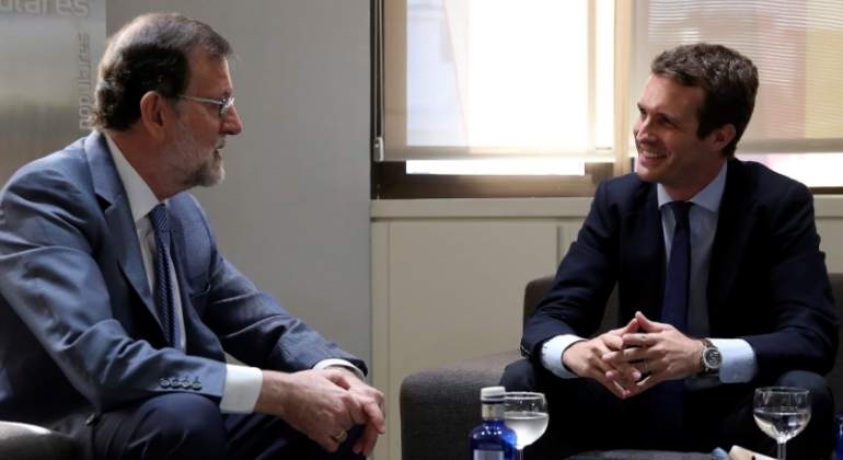 rajoy-casado-genova-efe.jpg