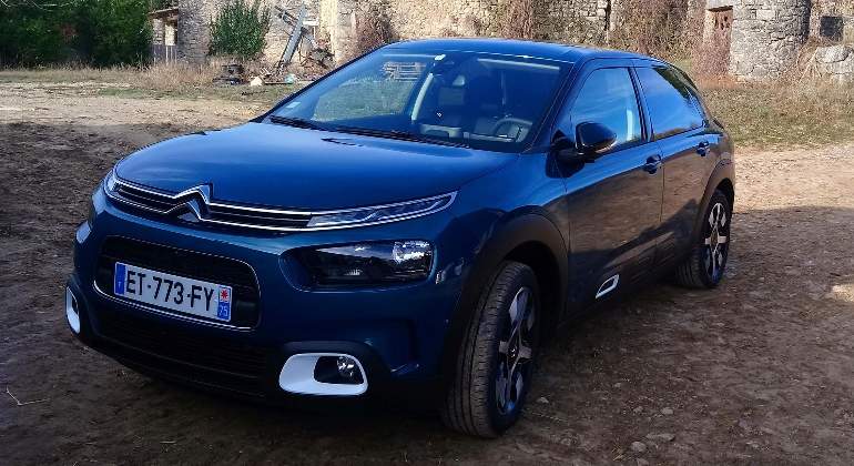 citroen-c4-cactus-2018-1.jpg
