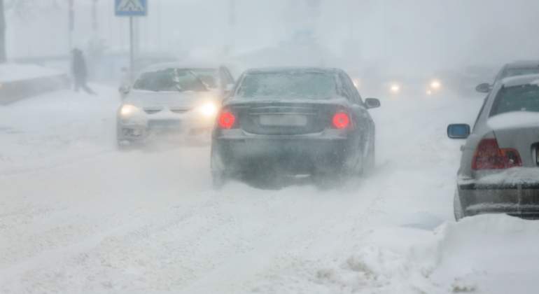 kit-emergencia-nieve-hielo-dgt-istock.jpg