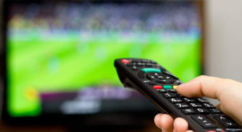 television-mando-2.jpg