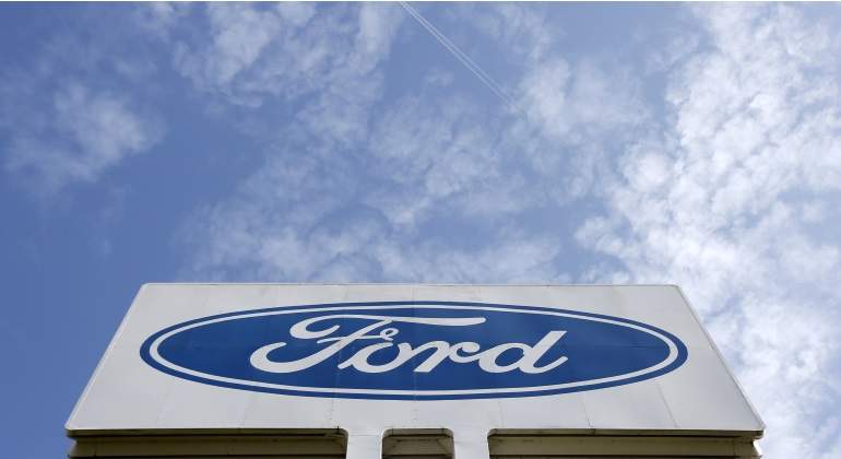 ford-marca-cielo.jpg