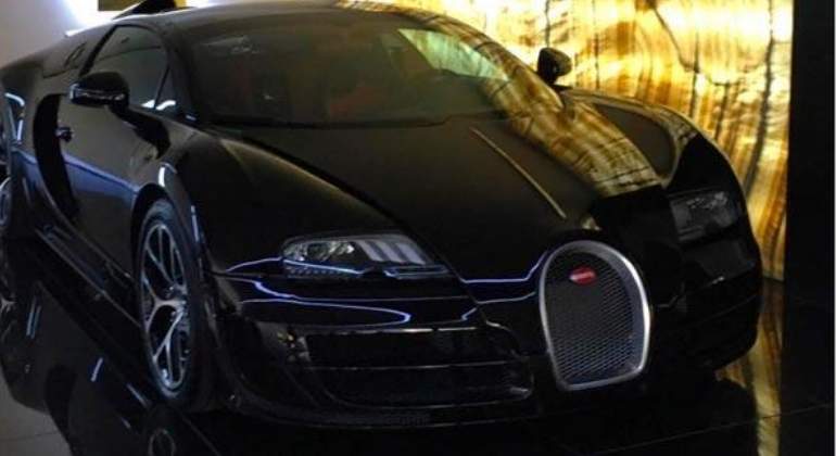 bugatti-veyron.jpg