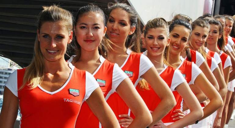 chicas-parrilla-f1-reuters.jpg