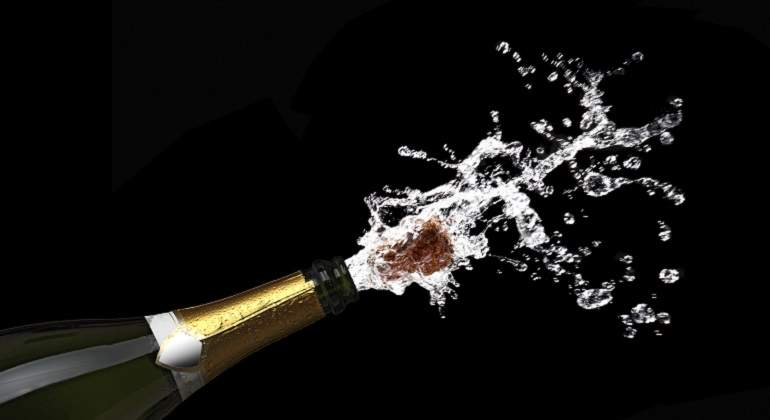 770-x-420-Botella-de-champagne-Istock.jpg