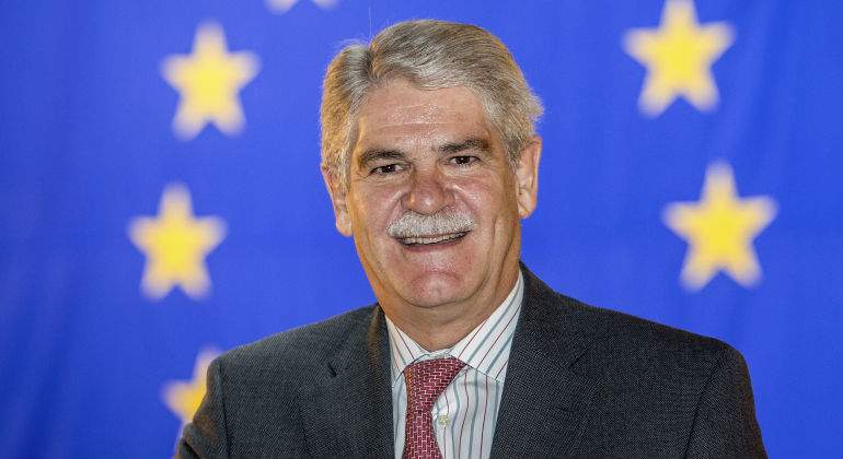 dastis.jpg