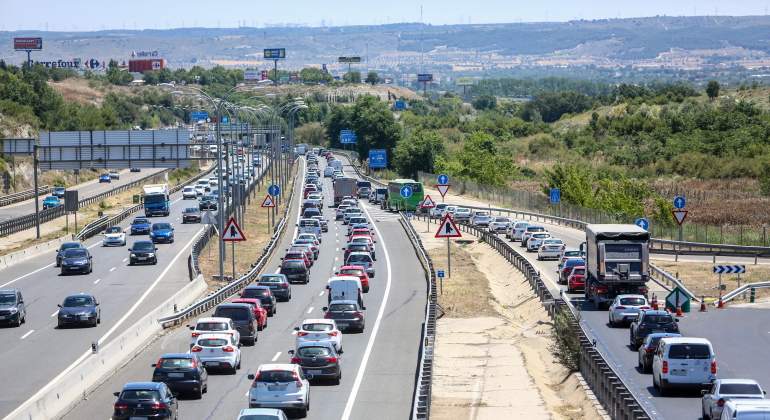 atasco-trafico-verano-dgt-ep.jpg