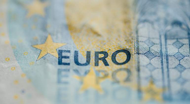 Euro-billete-cerca-Getty.jpg