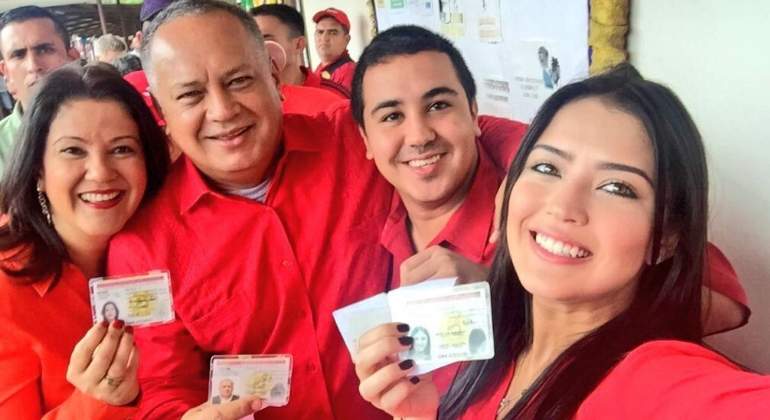 diosdado-hijos-huyen770.jpg