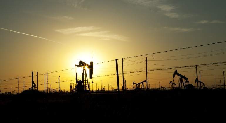 sol-martillos-atardecer-petroleo.jpg
