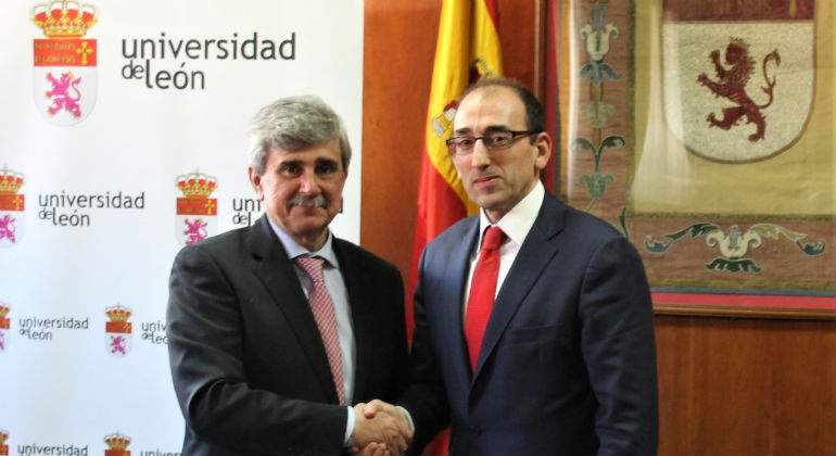 18-Febrero-2020-Firma-acuerdo-ULE-Banco-Santander-02-defini.jpg