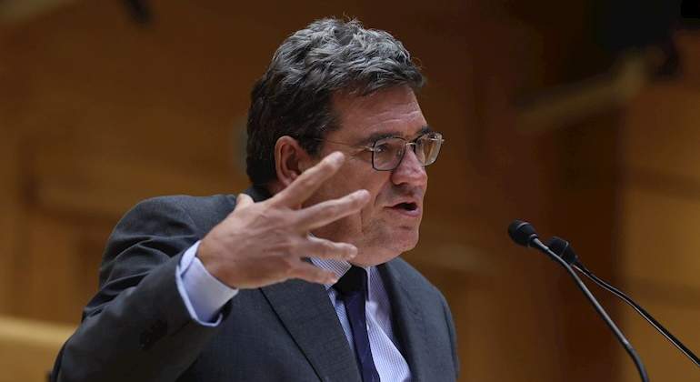 escriva-gesto-rp-nov-2021-efe.jpg
