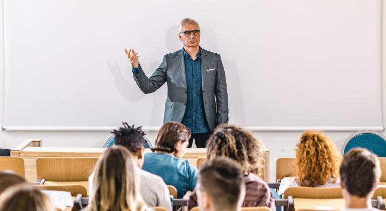 profesor-defini.jpg