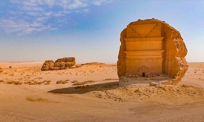 Al-Ula-Arabia-Saudi-Dreamstime.jpg