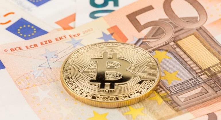 bitcoin-billete50euros-getty.jpg