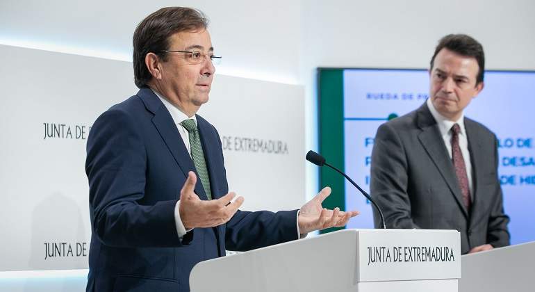 20230117-Firma-protocolo-infraestructura-hidrogeno-04.jpg