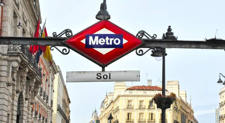 metro-sol-cartel-dreamstime.jpg