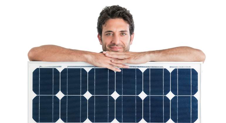 solar-placa-hombre-dreamstime.jpg