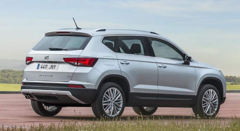 seat-ateca-2016-4.jpg
