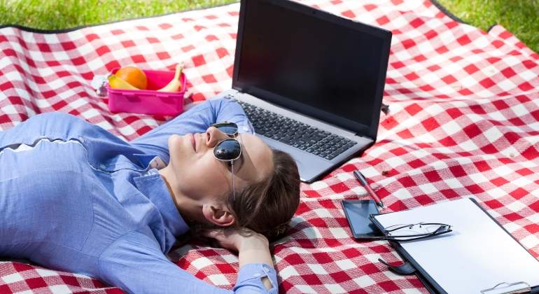 desconexion-trabajo-picnic-dreamstime.jpg