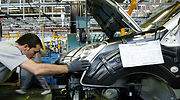La industria española se prepara para un escenario recesivo y recorta plantilla por primera vez desde 2013