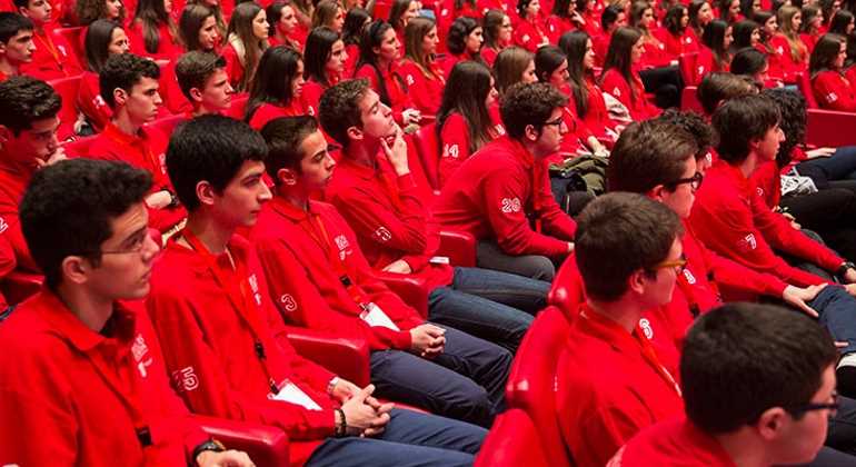 participantes-programa-becas-770.jpg