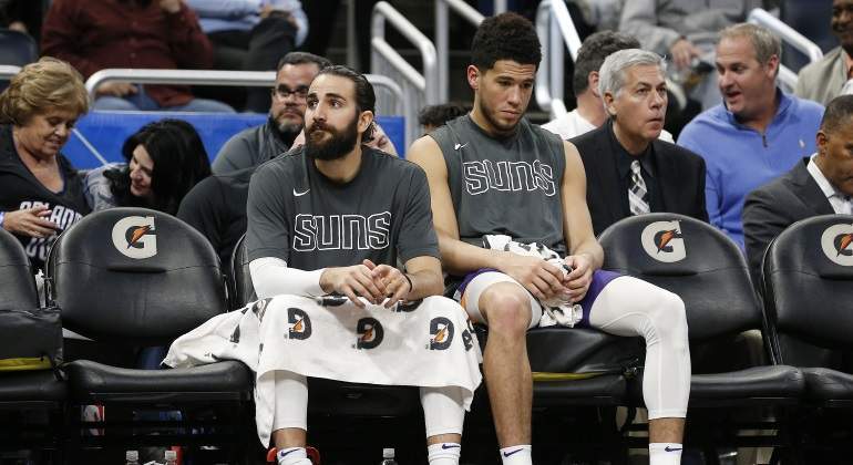 ricky-rubio-banquillo-suns-2019-getty.jpg
