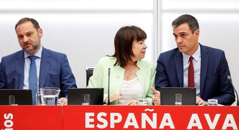 abalos-narbona-sanchez-psoe-18jul19-efe.jpg