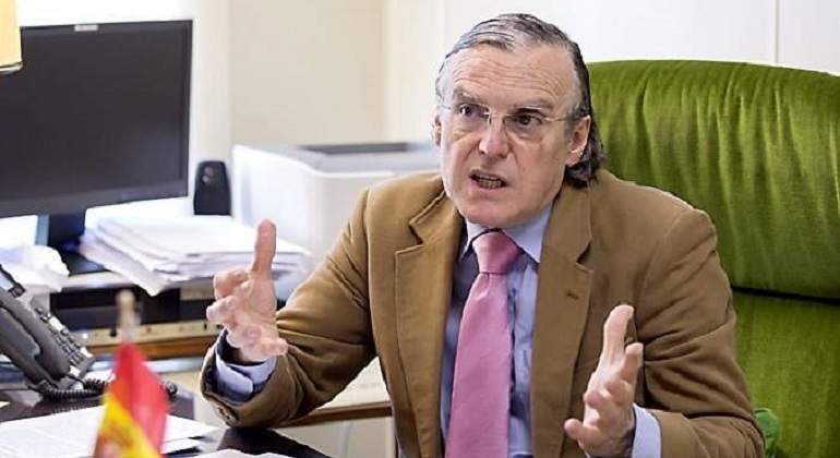700x420_Imagen-Eduardo-de-Urbano.jpg