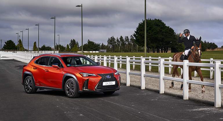 Lexus UX