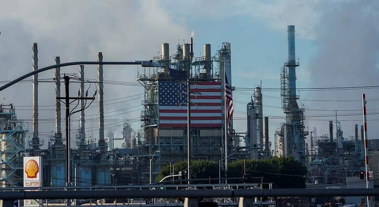 marathon-petroleum-refineria-california.jpg