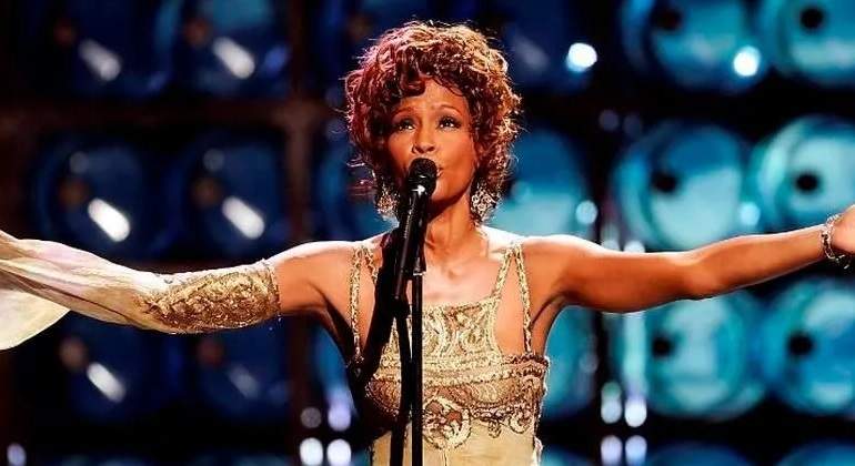 whitney-houston-holograma-770.jpg