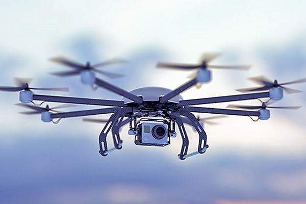 Piloto profesional de drones, de los oficios emergentes futuro