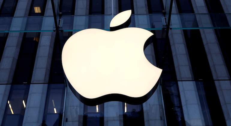 apple-770-reuters.JPG