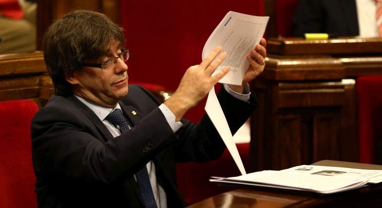 Puigdemont-Parlament-29sept2016EFE.jpg