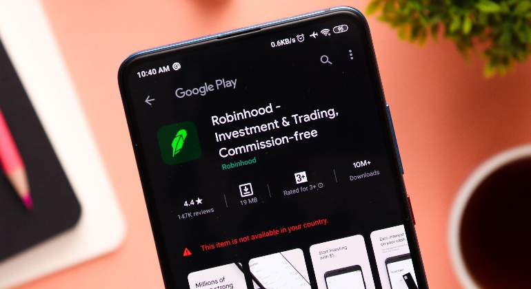 Robinhood-alamy.jpg