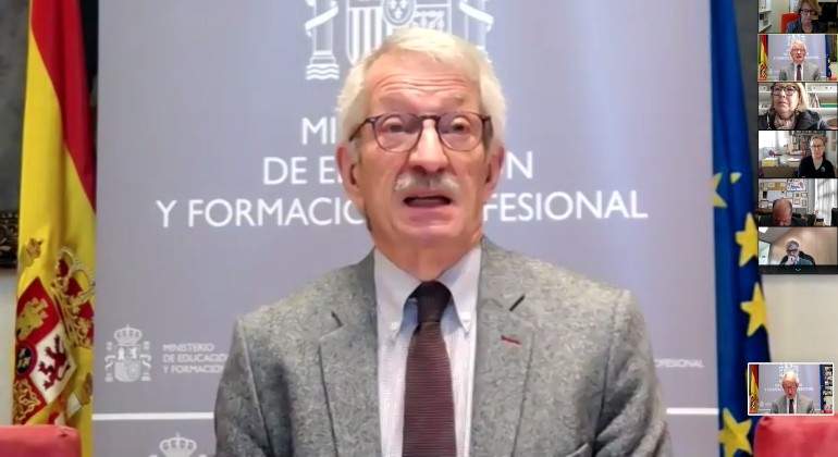 Alejandro-Tiana-en-la-Asamblea-de-CICAE.jpg