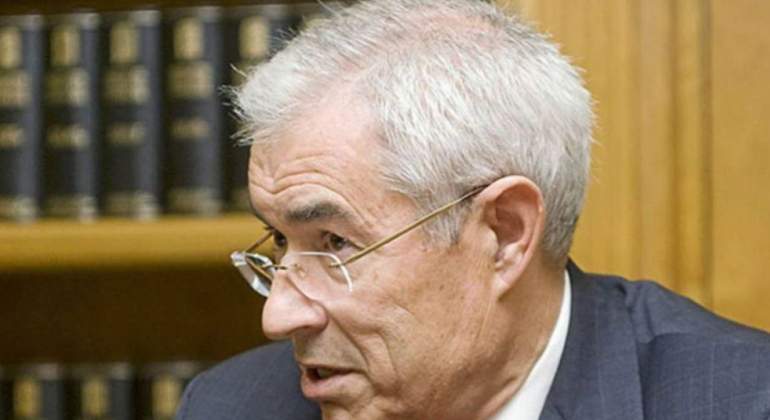 bouza-efe.jpg
