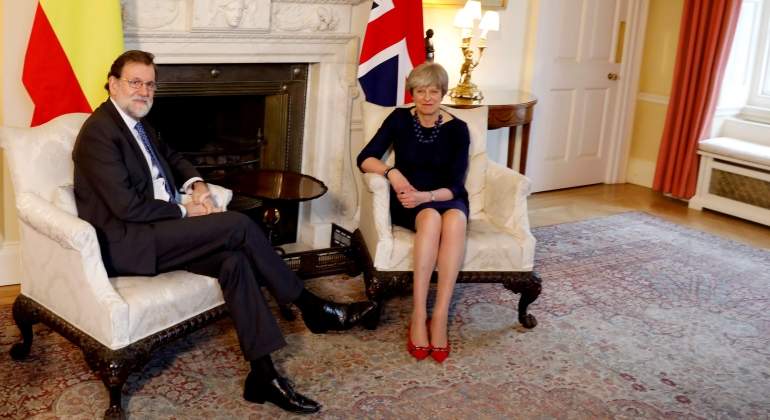 rajoy-may-reuters.jpg