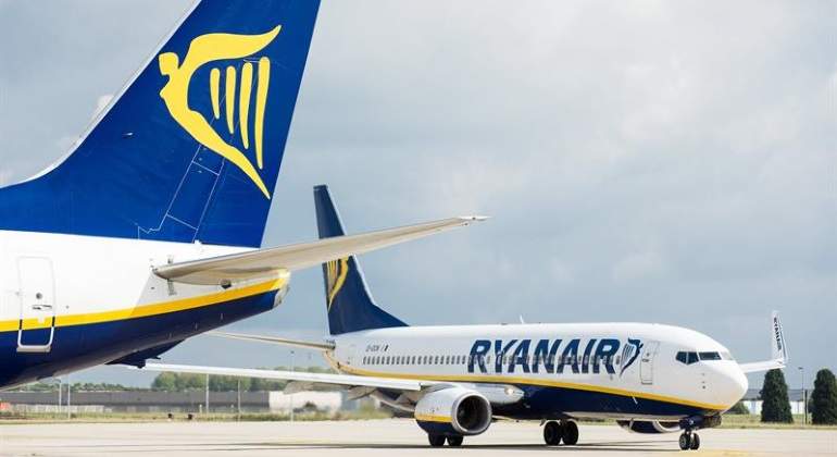 ryanair-aviones-cola-efe.jpg