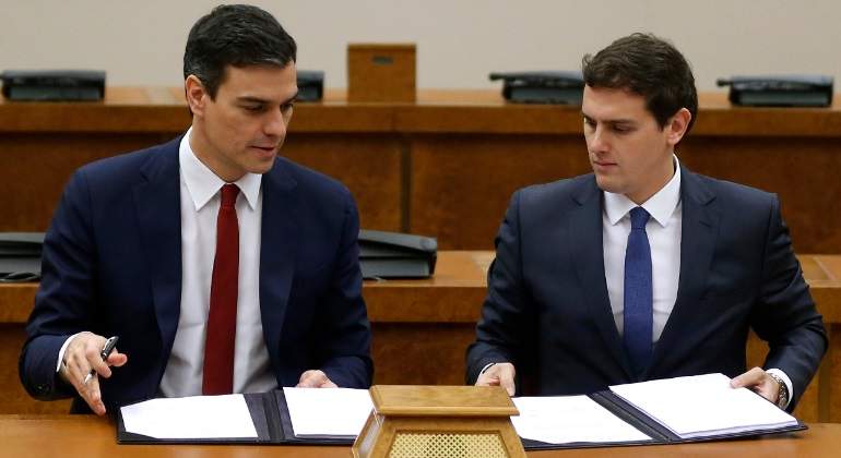 sanchez-rivera-pacto-reuters.jpg