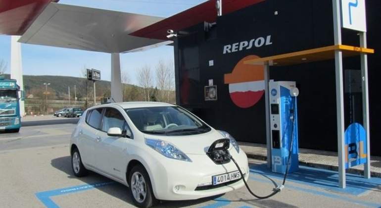 nissan-electrico.jpg