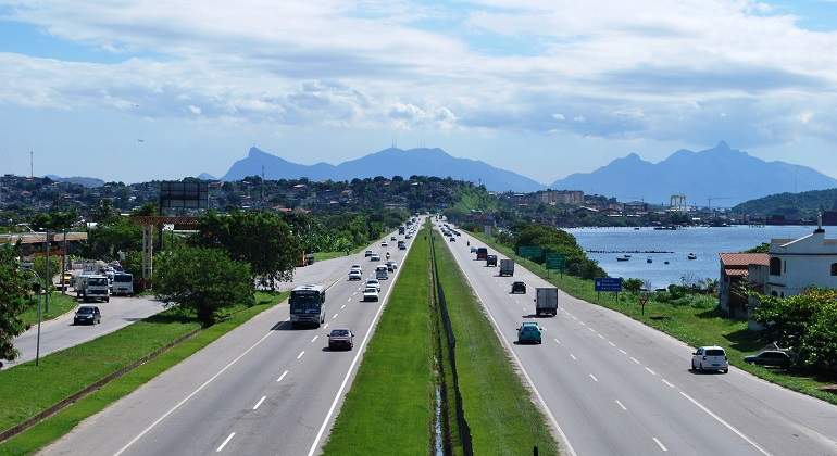 Autopista Fluminense en Ro de Janeiro Brasil