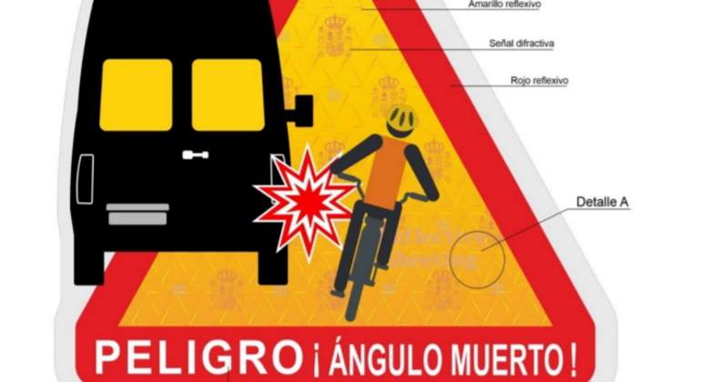 angulo-muerto-senal-trafico-dgt.jpg